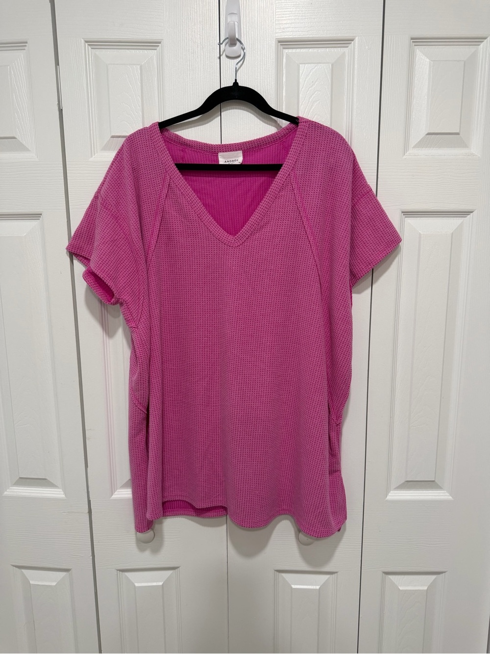 ANDREE BY UNIT Pink V-Neck Waffle Knit Short Sleeve Top
